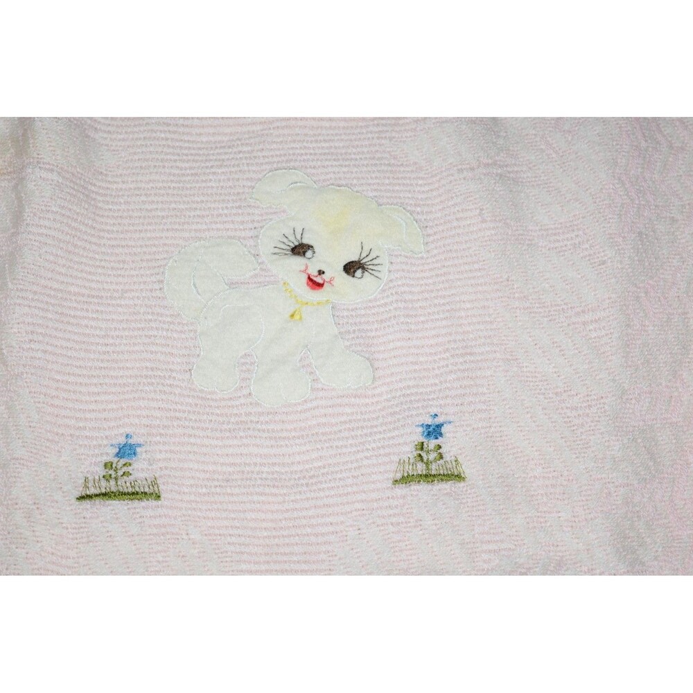 Vtg Pink Baby Blanket  Puppy Fringe Edge ‎ 1950's 60's Embroidered flowers